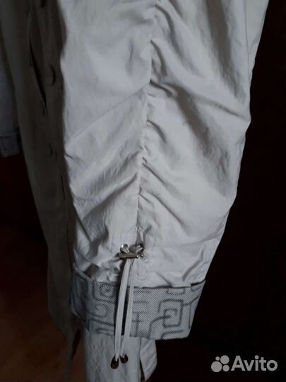 Плащ женский