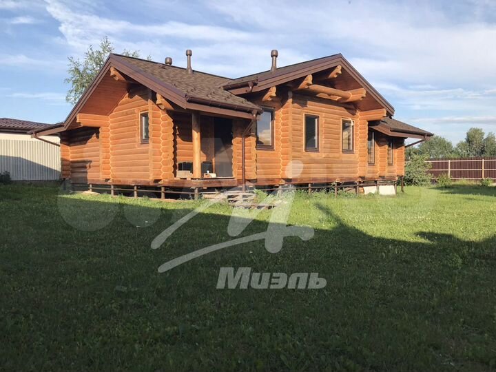 Дом 99 м² на участке 10 сот.