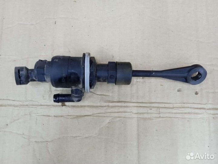 Главный цилиндр сцепления Kia Ceed 2 JD