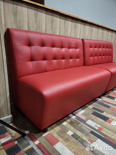 Столы стулья диван для кафе, дачи, офиса