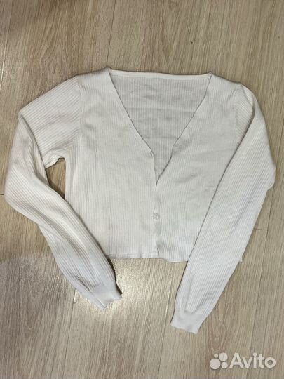 Костюм женский с юбкой белый