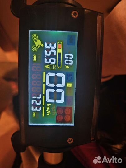 Самокат взрослый электрический бу