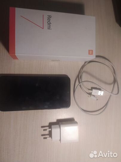 Xiaomi Redmi 7, 3/32 ГБ