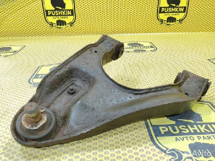 Рычаг задний верхний левый Nissan Pathfinder