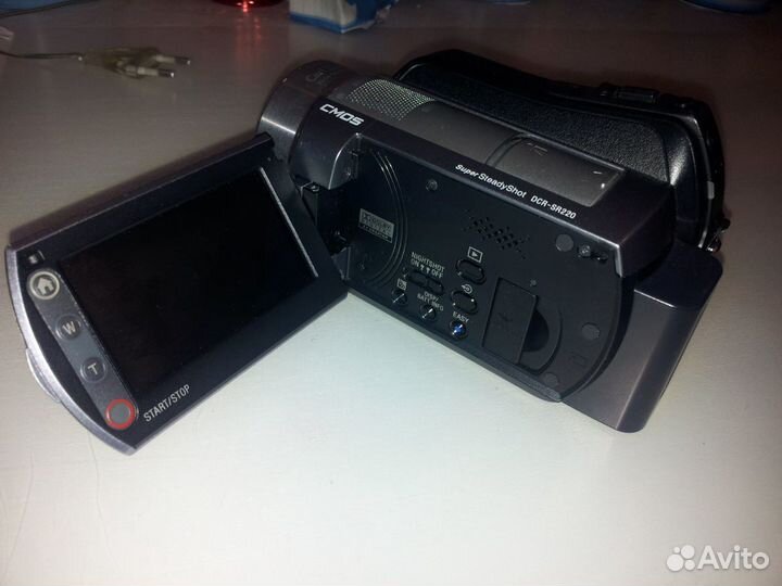 Продам видеокамеру