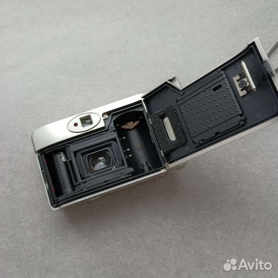 Плёночный фотоаппарат Skina ZX-70