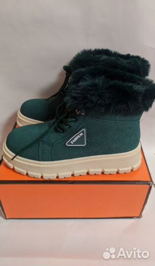 Ботинки женские зимние новые.38-24,5 см