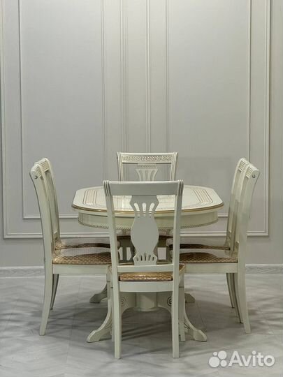 Кухонный стол/ стол стулья
