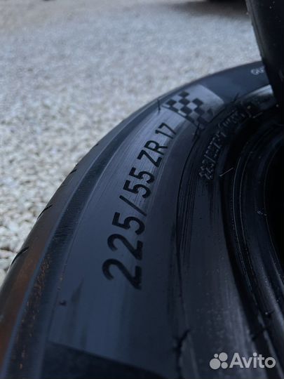 Michelin Pilot Sport 4 255/55 R17