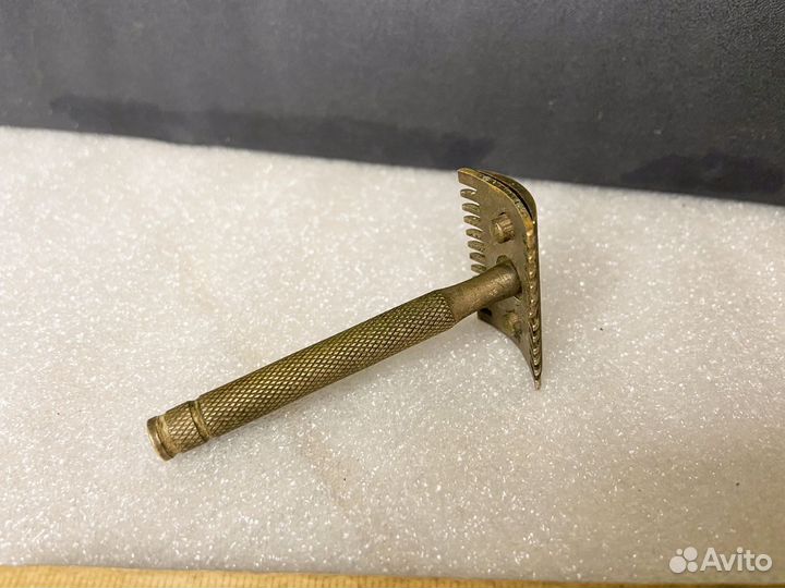 Бритвенный станок мосштамп латунь СССР