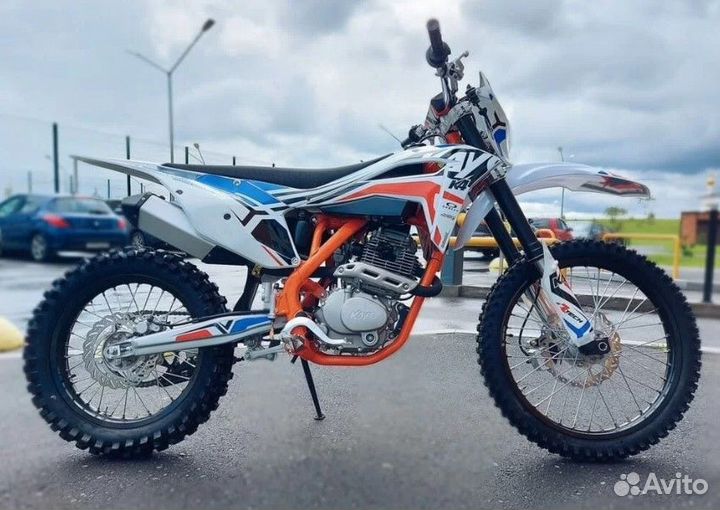 Мотоцикл Kayo K4 MX Enduro Витринный