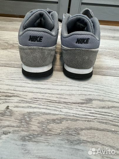 Кроссовки nike детские 26