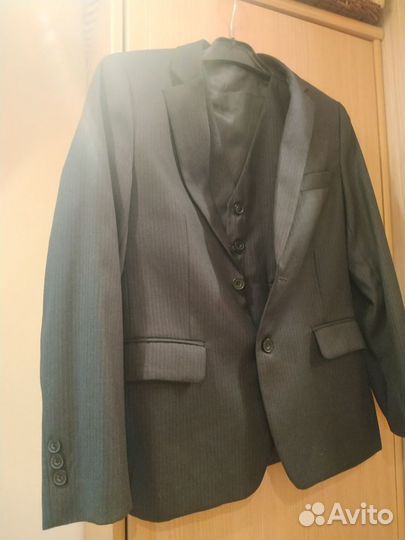 Пиджак и жилет школьный на мальчика р 134