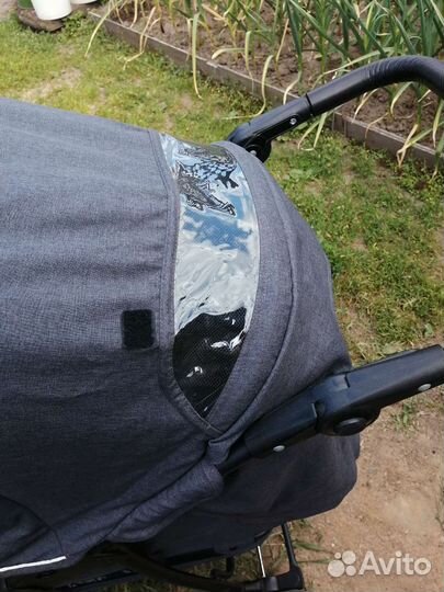 Летняя коляска фирмы carrello