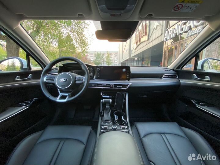 Водитель с личным автомобилем