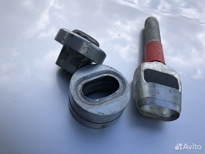 Аренда обжимка для люверсов 42*22