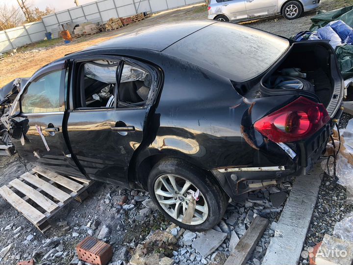 В разборе Infiniti G25