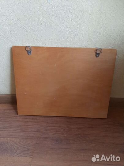 Зеркало,ширина 40 см,длина 30 см