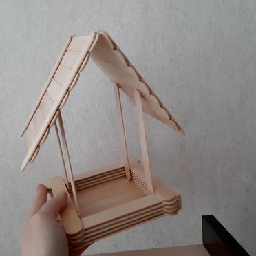 Кормушка для птиц