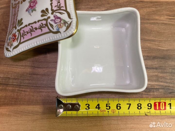 Фарфоровая шкатулка винтаж Европа