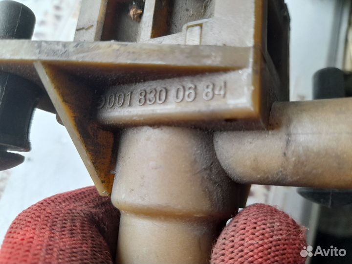 Мерседес Вито Клапан печки