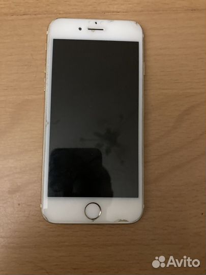 Телефон iPhone 6