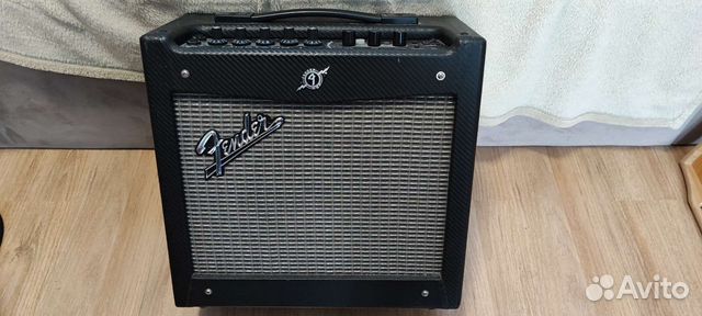 Комбоусилитель Fender Mustang I