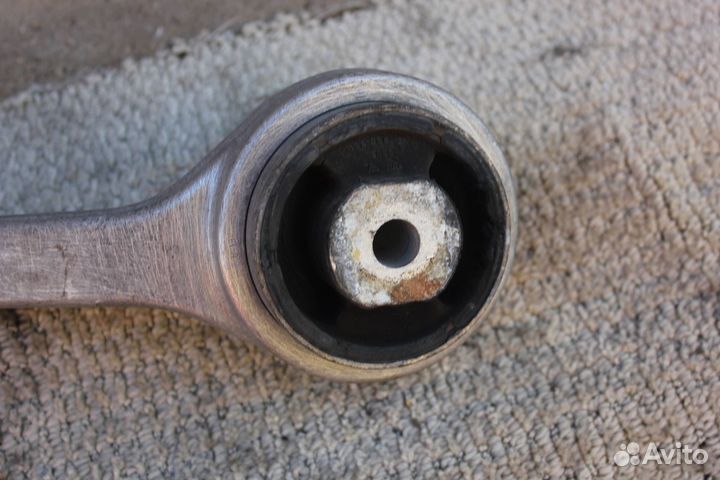 Рычаг передний нижний Jaguar XF (2011-2015)