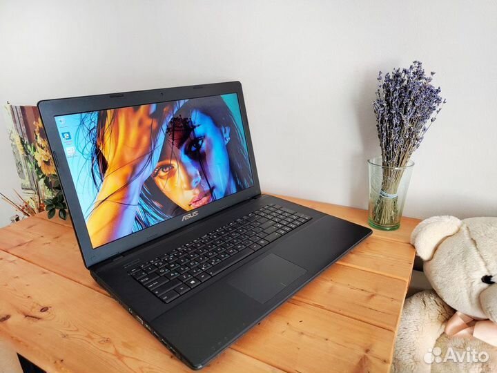 Core i3 Шикарный Большой 17,3 для всего/SSD