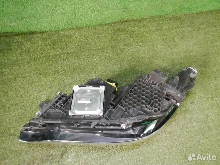 Фара правая Infiniti QX50