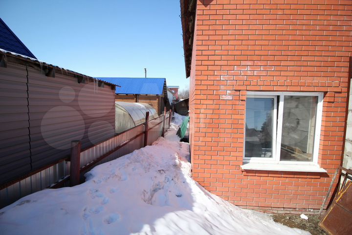 Дом 160 м² на участке 7 сот.