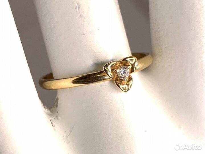 Кольцо золотое 17,5р (нс13)