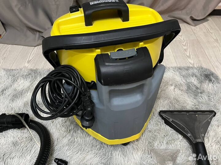 Пылесос Karcher se4002