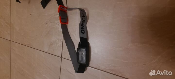 Налобный фонарик для походов