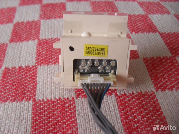 LG 42LB552V запчасти от битого тв