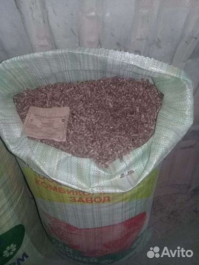 Комбикорм, отруби пшеничные, овес, пшеница,ячмень