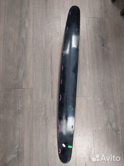 Обшивка крышки багажника Volkswagen Touareg