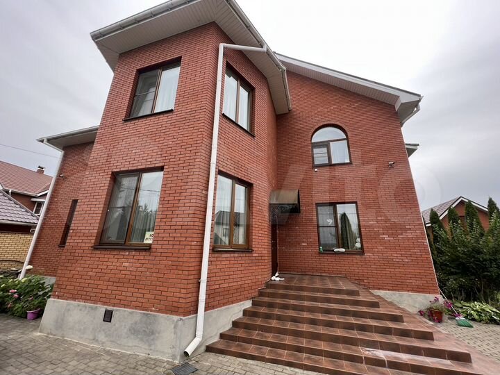 Коттедж 251,5 м² на участке 20 сот.