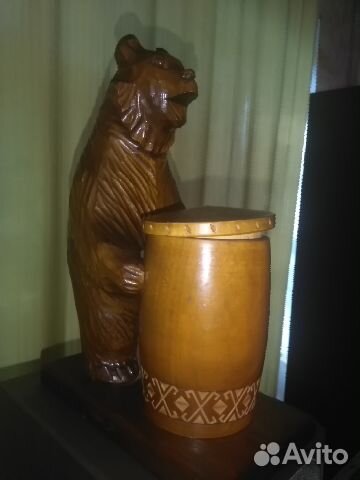 Статуэтка из дерева