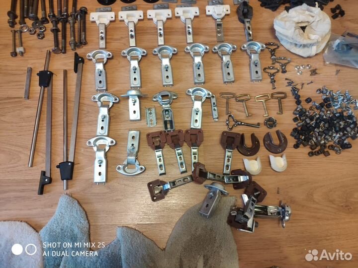 Фурнитура и детали к мебели СССР