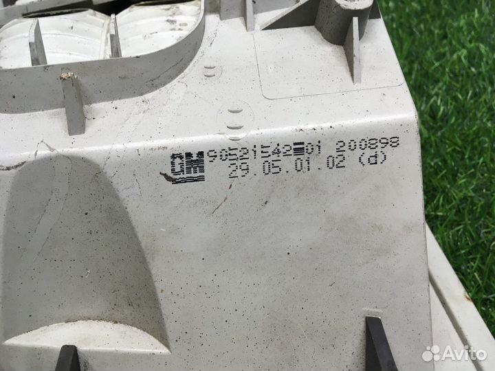 Задний левый фонарь Opel Astra G