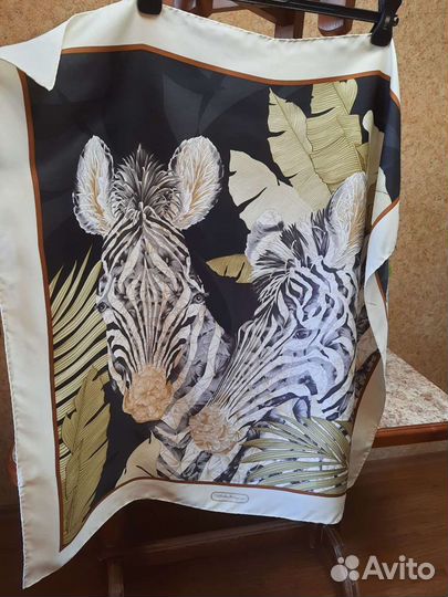 Шёлковый платок