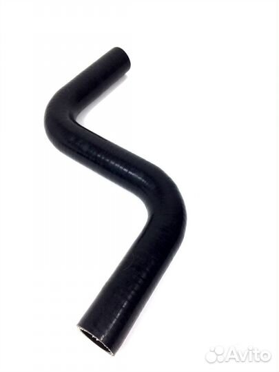 Патрубок системы охлаждения с двумя углами 22мм