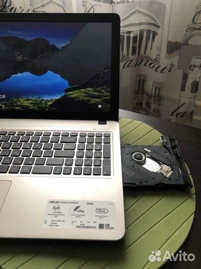 Ноутбук asus X540L