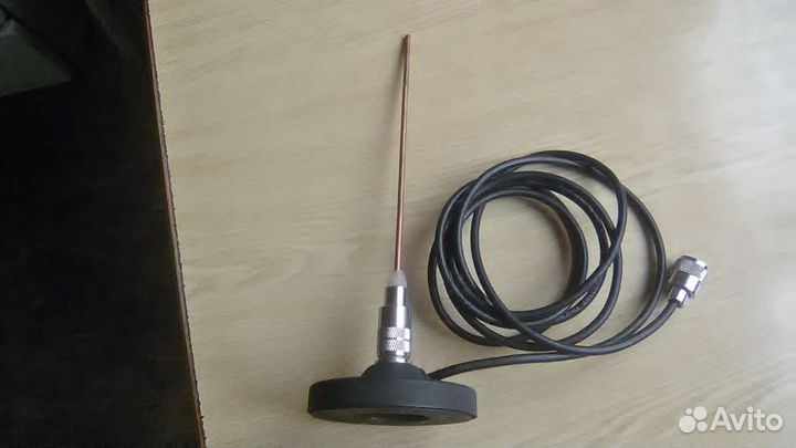 Для рации радиостанции антенну на магните на 434мг