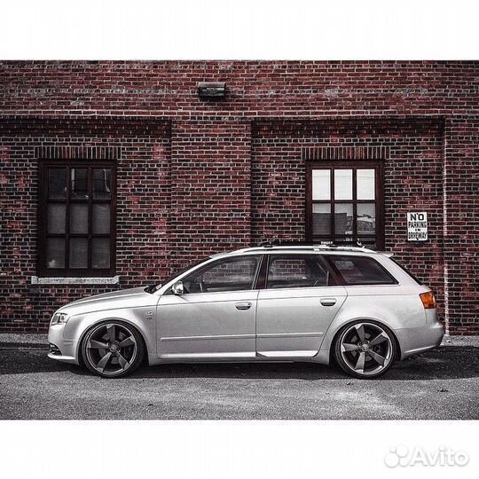 Литые диски R22 на Audi RS7. Эфф1