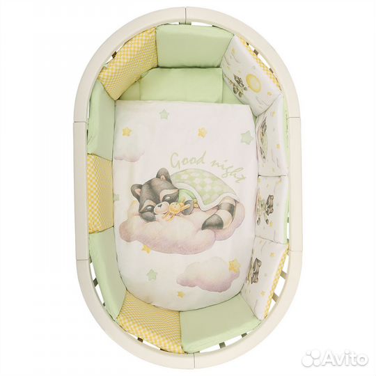 Набор в детскую кроватку новый