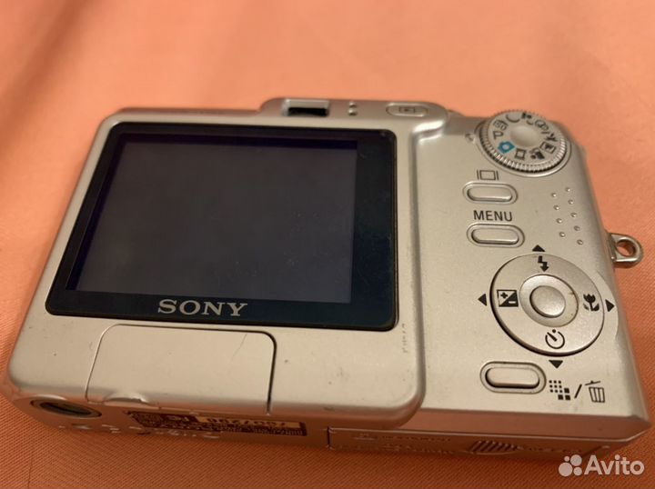 Sony Cyber-Shot DSC-W30