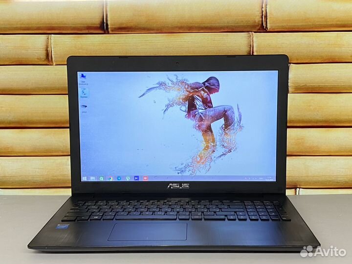 Ноутбук Asus 2,58GHz\8gb\ssd128gb работа\учёба