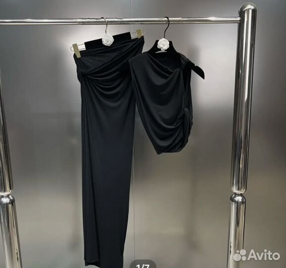 Костюм черный